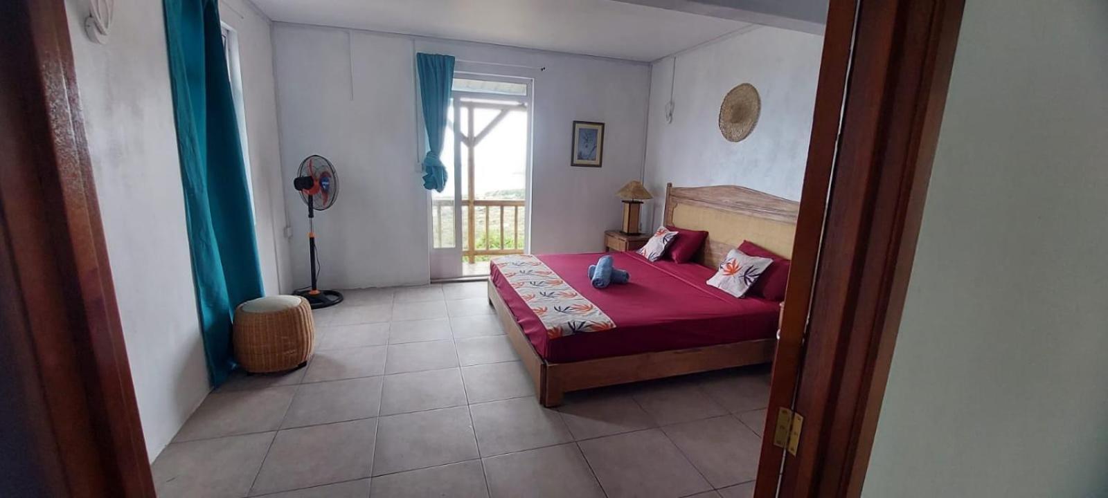 Chez Laineda Le Bijou Mourouk Rodrigues Bed & Breakfast Port South East ภายนอก รูปภาพ